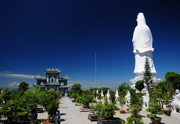 Lady Buddha Da Nang